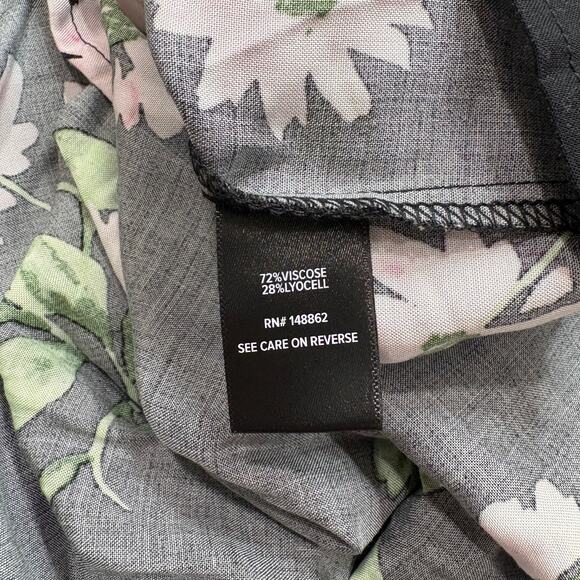 Torrid Plus Size 6X Maxi Challis Tiered V-Neck Dress Floral Boho Pockets Black - Picture 6 of 12